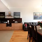 Apartment Royal Olympic Park By The - Gym & Kids Playroom *